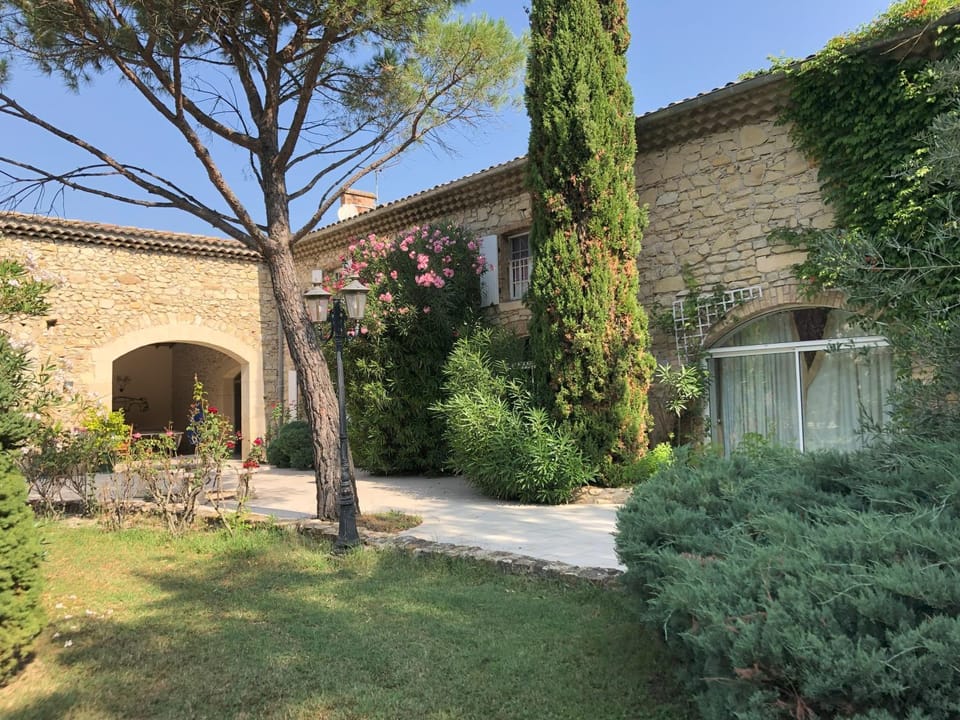 Le mas du murier - Portes de Provence - Mas de 1890 rénové avec climatisation House in Provence