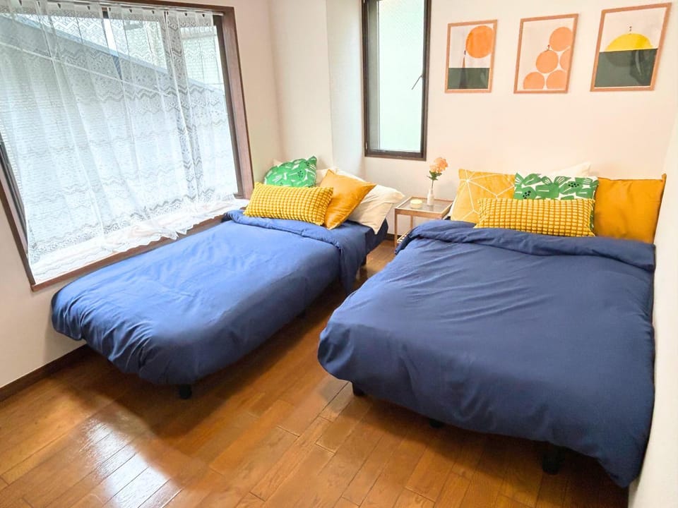 Bed, Bedroom, air conditioner