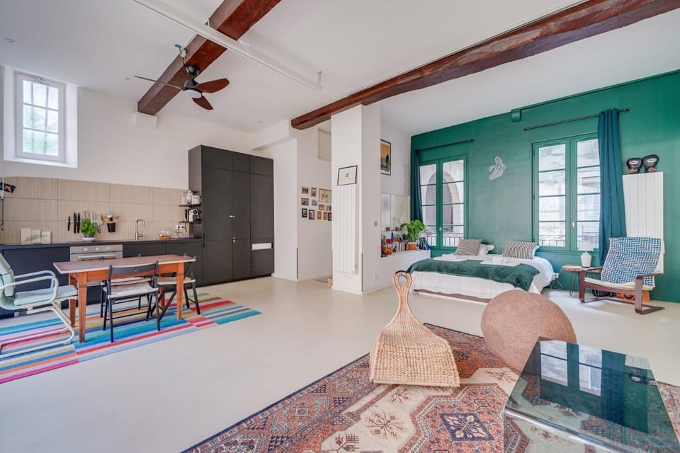 Photo of the whole room