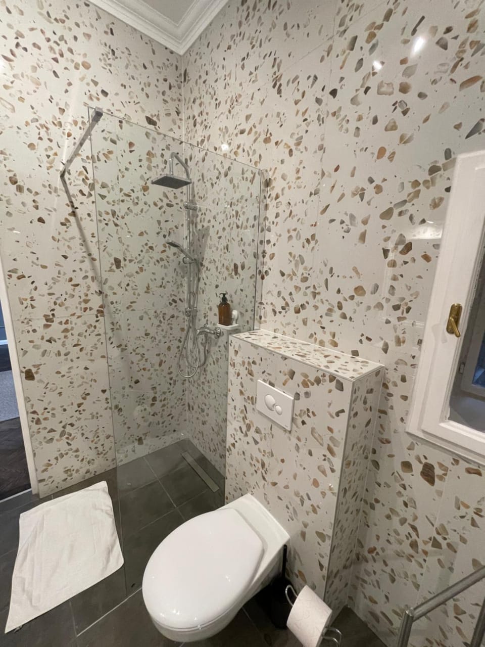 Shower, Bathroom