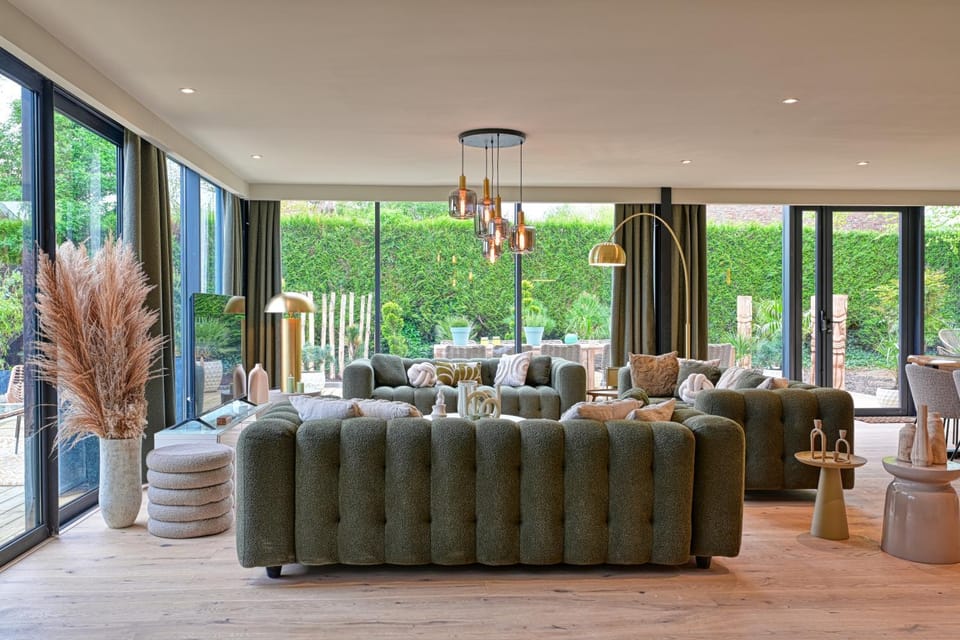 Living room, Garden view