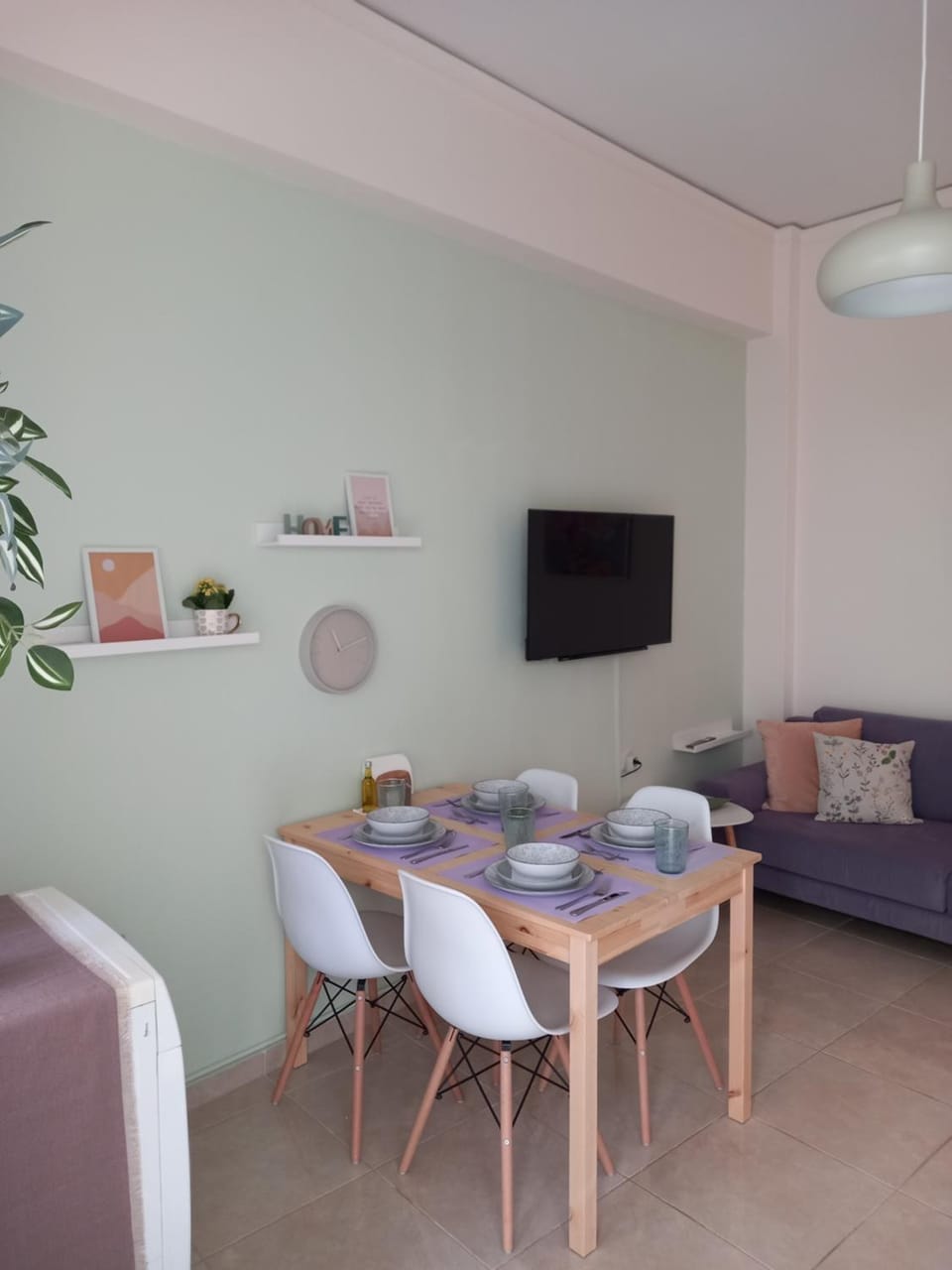Living room, Dining area