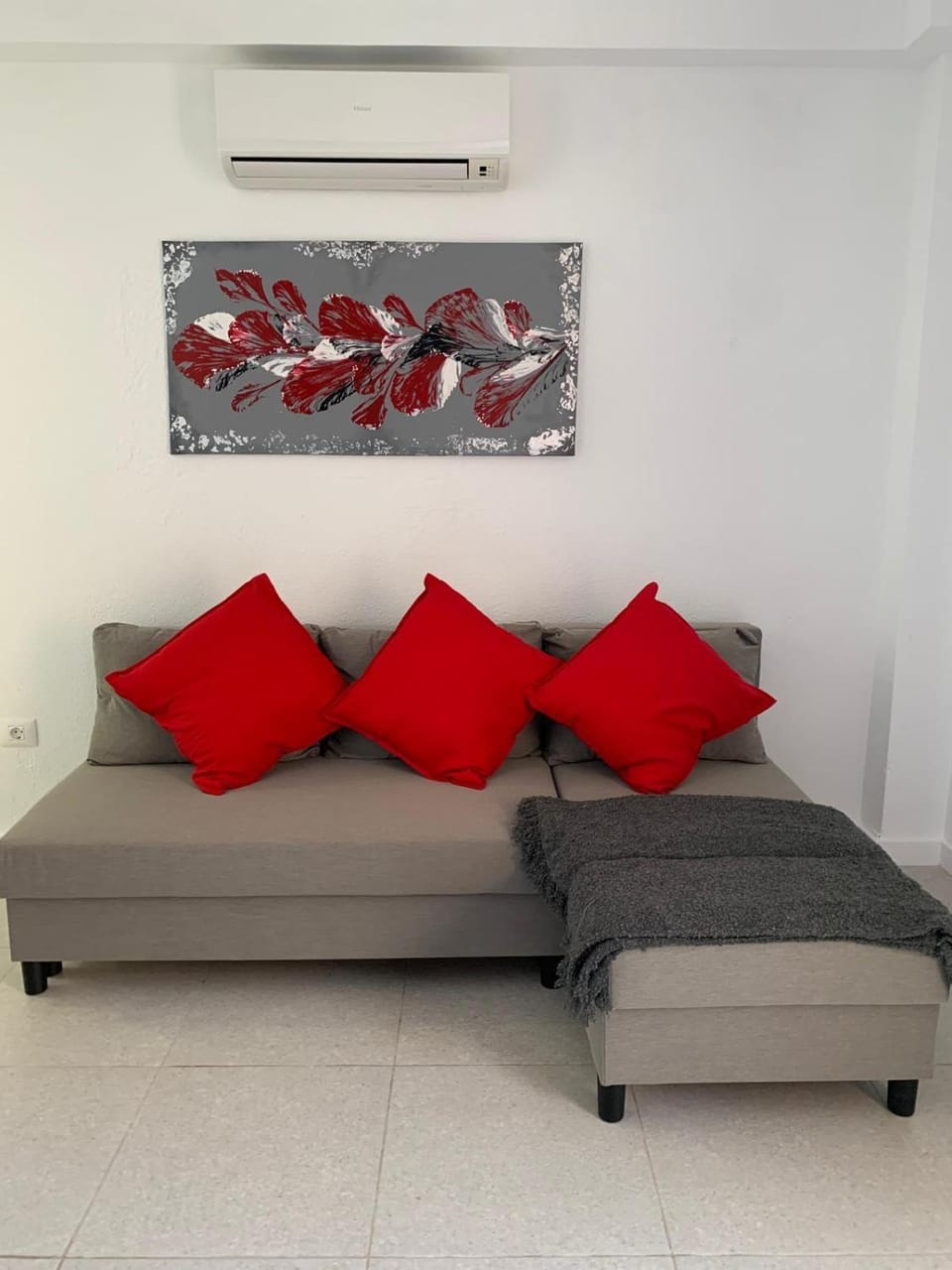 Living room, air conditioner
