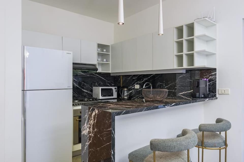 Luna 2-BR in Mar Mikhael Apartment in Africa