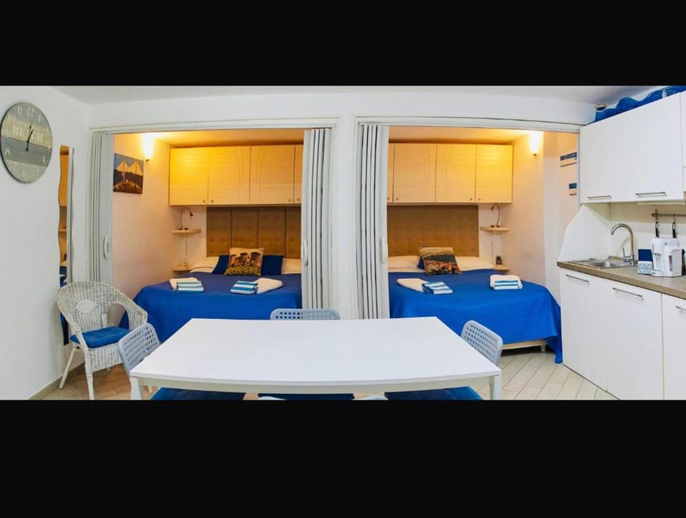 MAN house Apartment in Naples