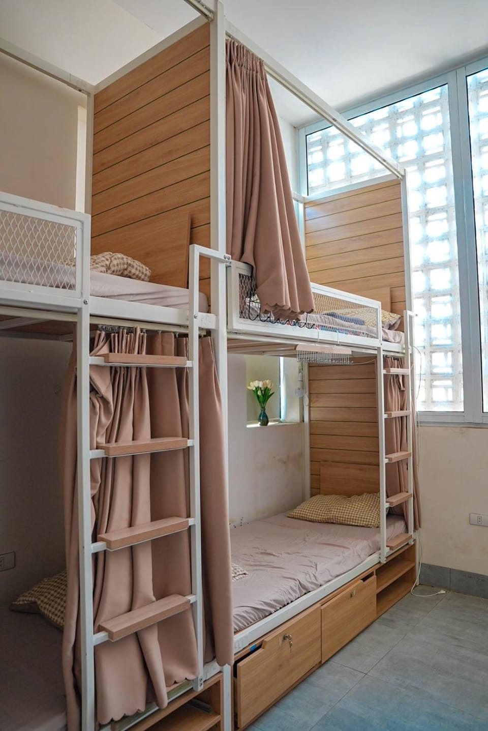 bunk bed