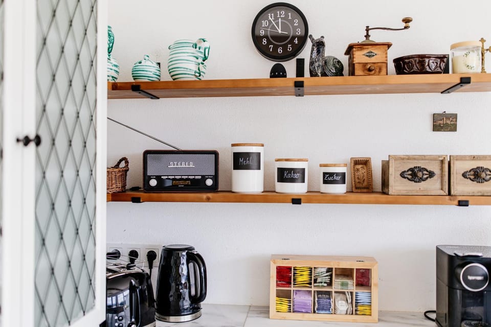 Coffee/tea facilities