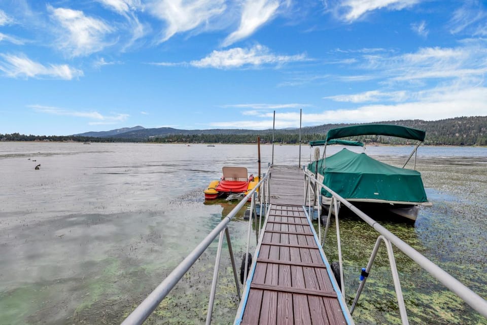 Nearby landmark, Activities