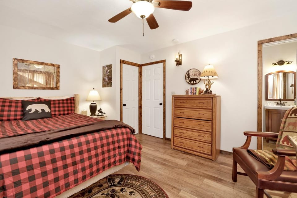 Bed, Bedroom