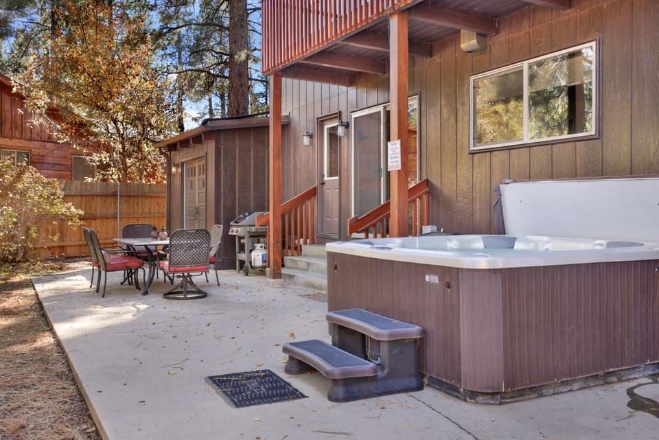 Bathroom, Bath