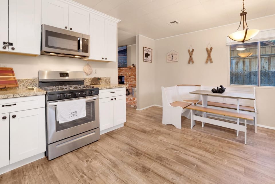 Kitchen or kitchenette, kitchen