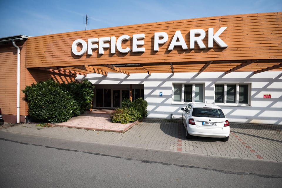 Property building, Facade/entrance