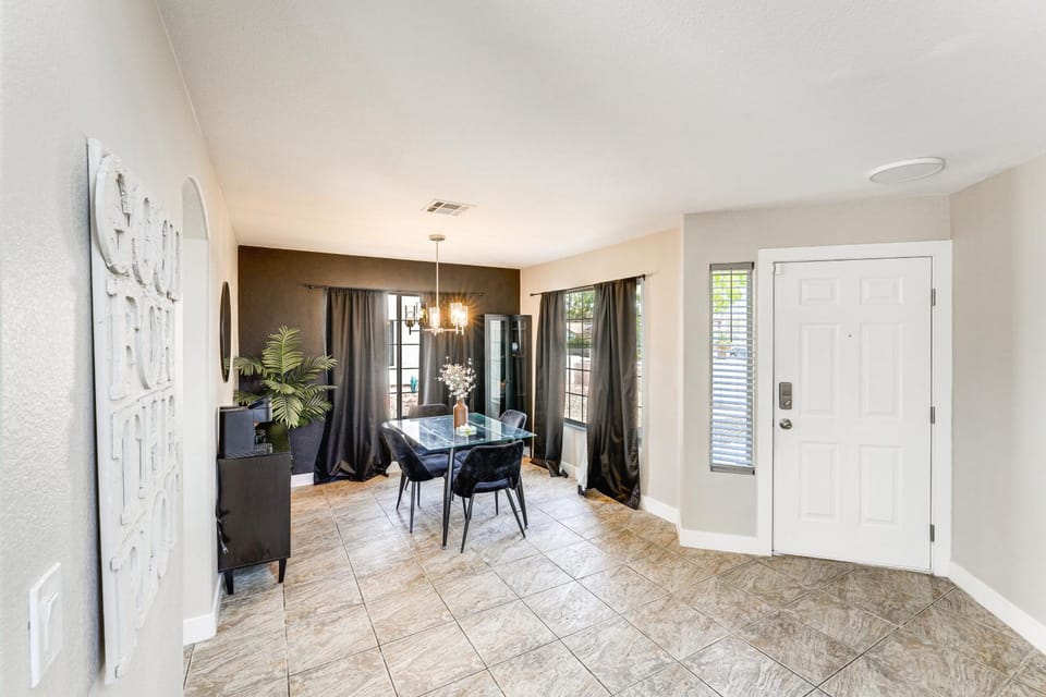 Las Vegas Home w/ Private Pool - Close to Casinos! House in Las Vegas