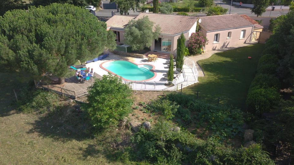 Les Gîtes de Bellevue House in Bressuire