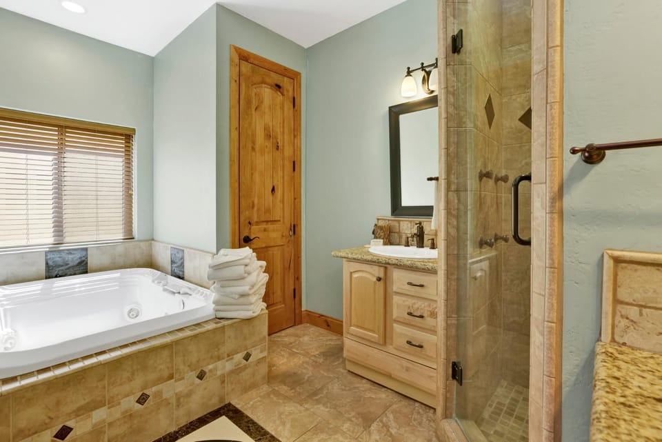 Bathroom, Bath