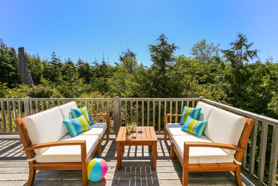Natural landscape, Balcony/Terrace, Seating area