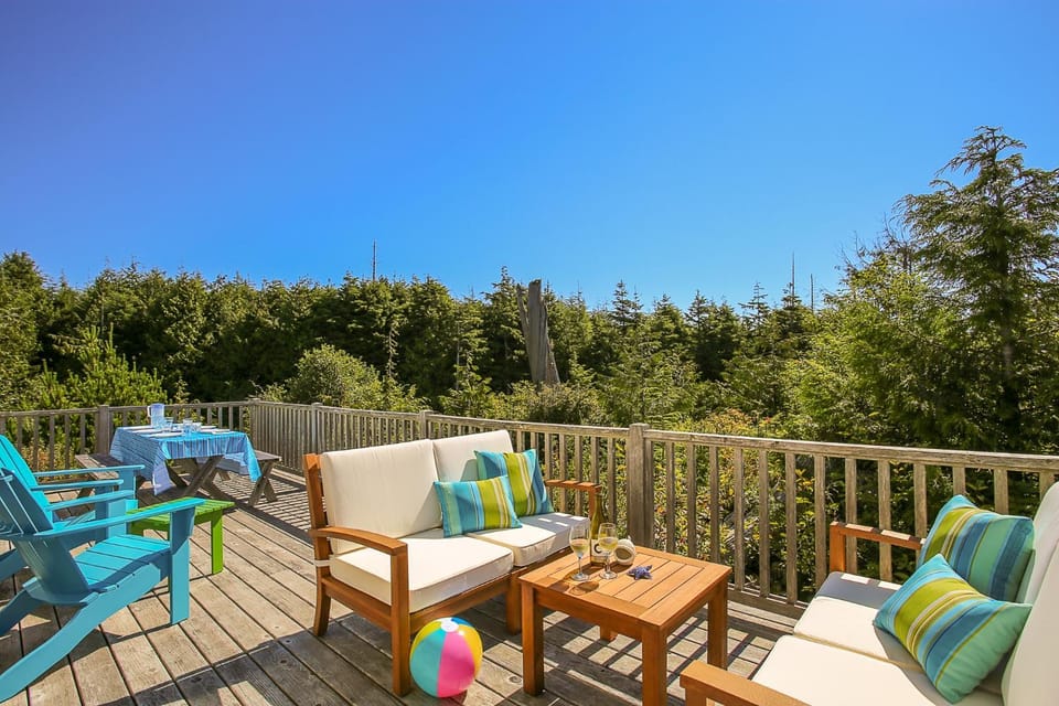 Natural landscape, Balcony/Terrace, Seating area
