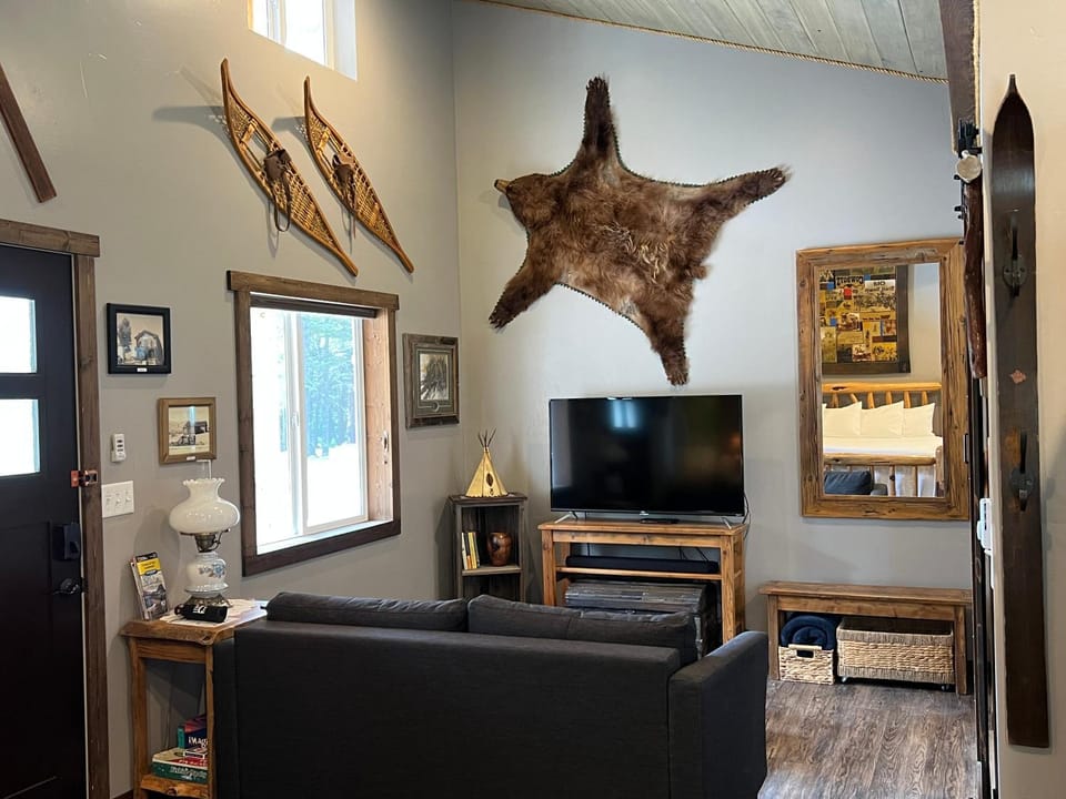 TV and multimedia, Living room, Seating area