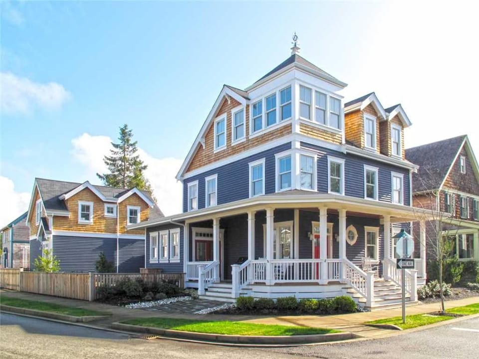 The Lookout by Seabrook Hospitality House in Seabrook