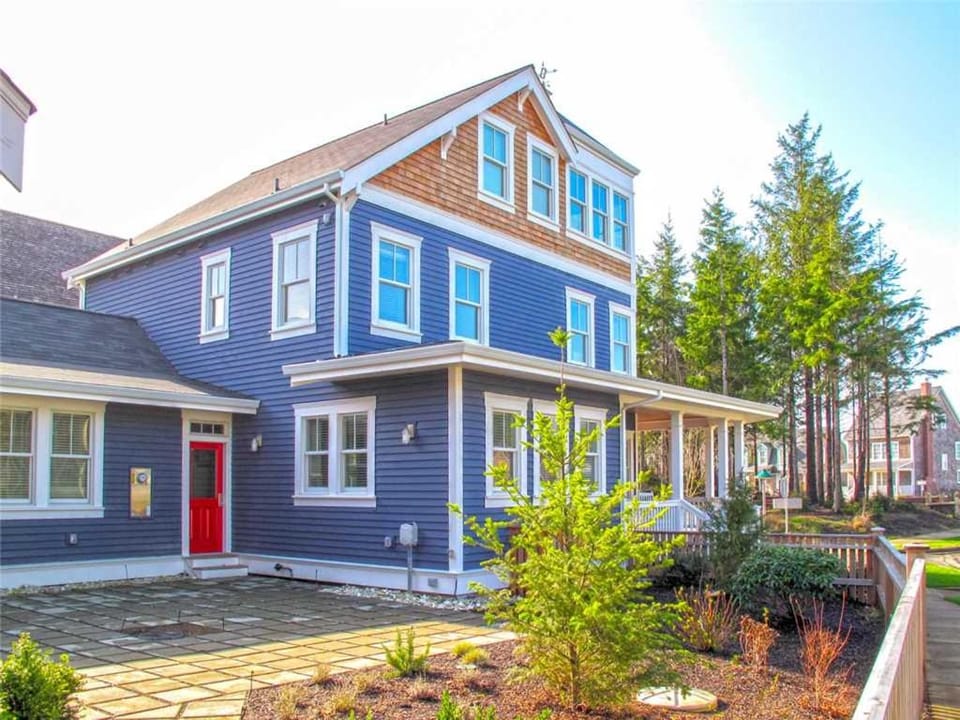 The Lookout by Seabrook Hospitality House in Seabrook