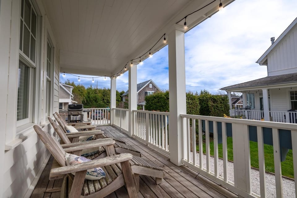 Patio, Balcony/Terrace, Seating area