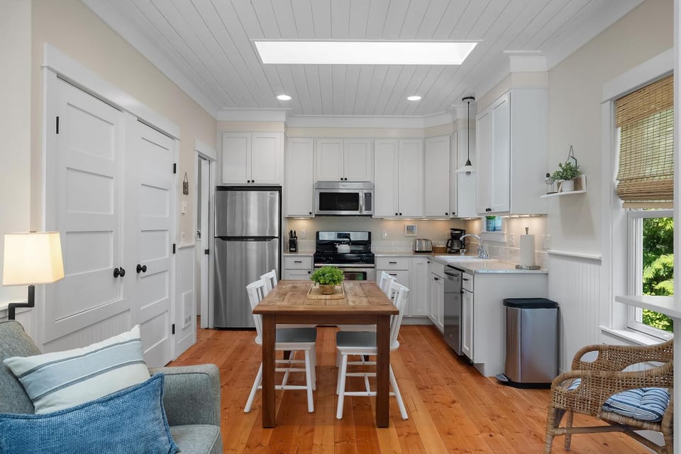 Beachy Keen by Seabrook Hospitality House in Seabrook