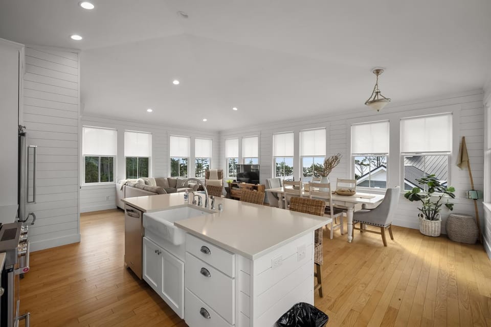 Head in the Clouds by Seabrook Hospitality House in Seabrook