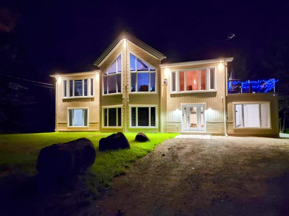 Chalet au Boisé Chalet in Quebec
