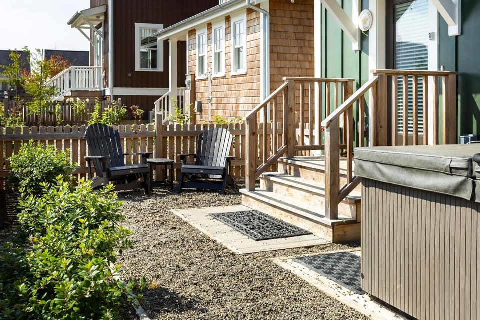 Miss B Haven by Seabrook Hospitality House in Seabrook