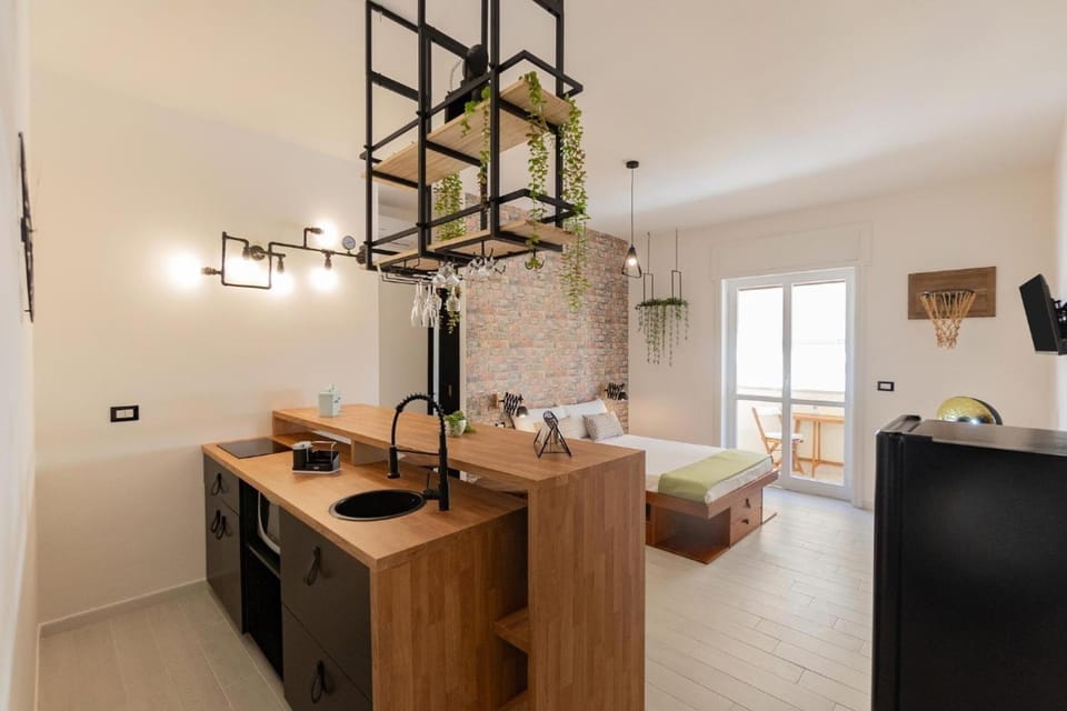 Kitchen or kitchenette, Living room