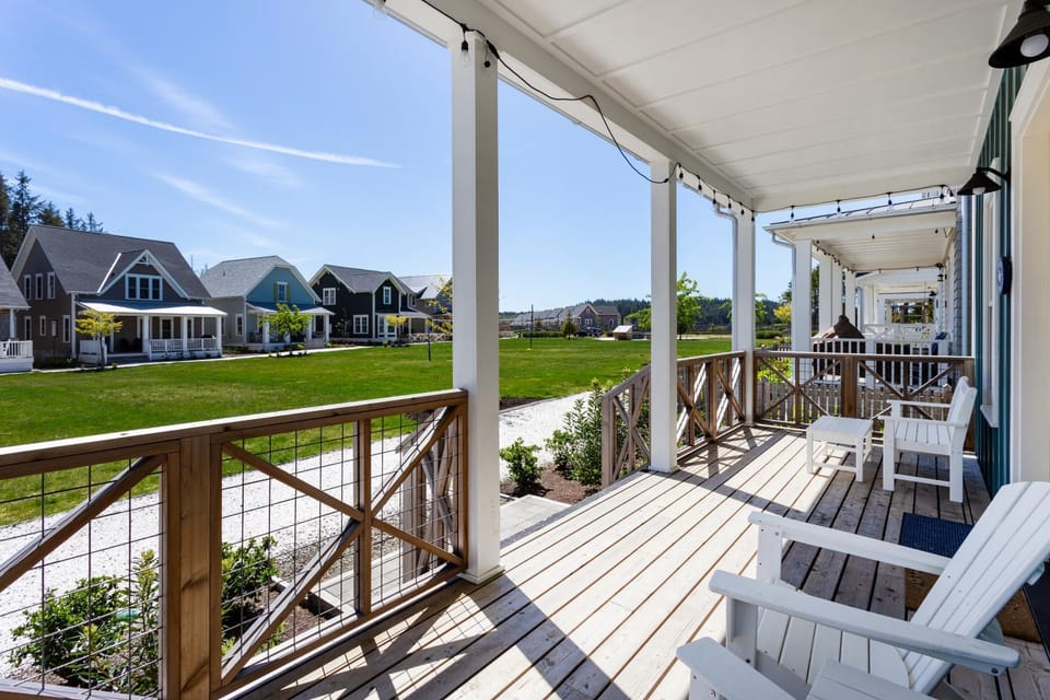 Property building, Balcony/Terrace