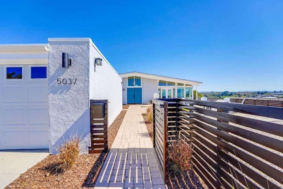 Endless Views House in Pacific Beach