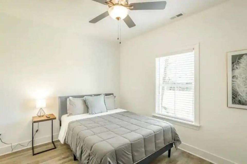 New Construction Home Fenced Yard Downtown House in Chattanooga