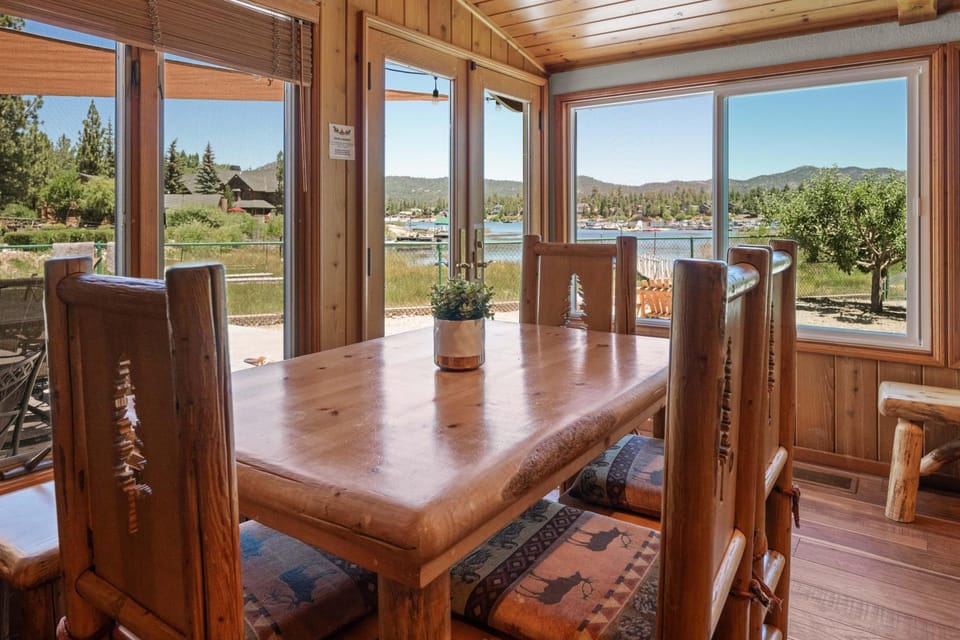 Lakefront - Eden on the Lake House in Big Bear