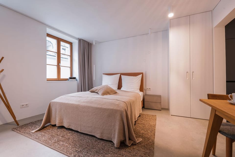 Living room, Bedroom