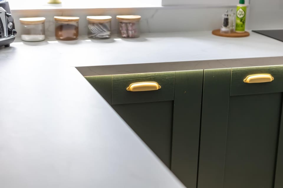 Kitchen or kitchenette, kitchen