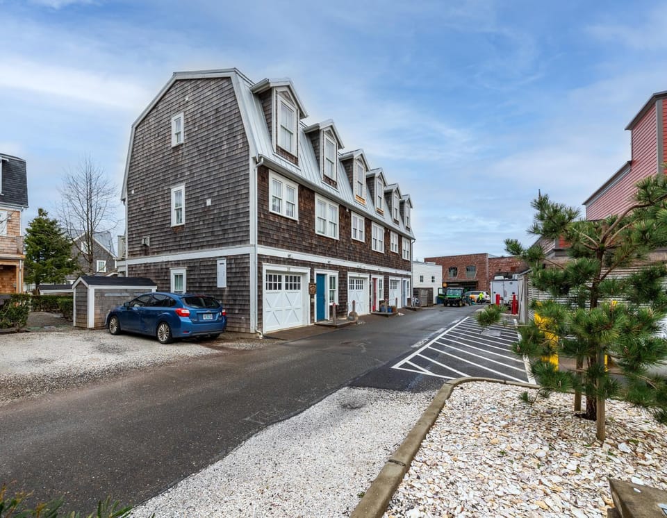 Property building, Neighbourhood, Street view