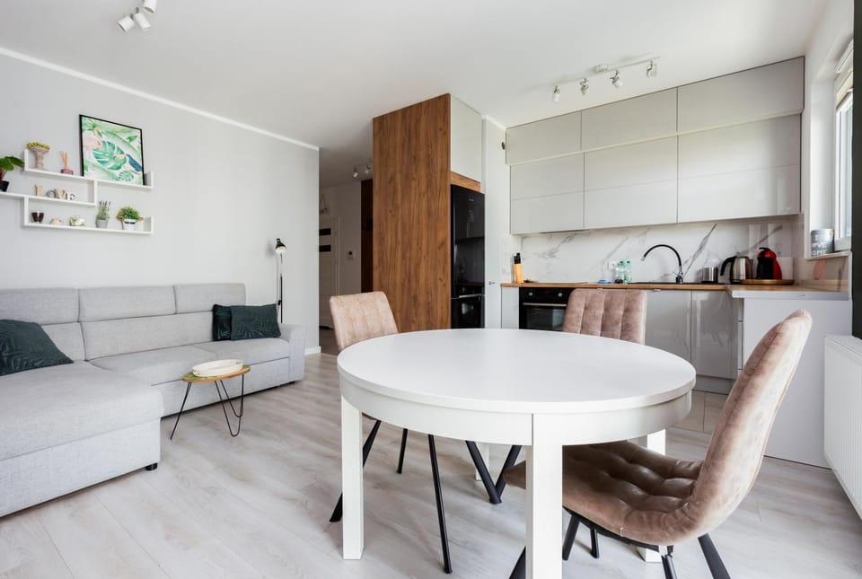 Kitchen or kitchenette, Living room, Seating area, Dining area, pet friendly, stove