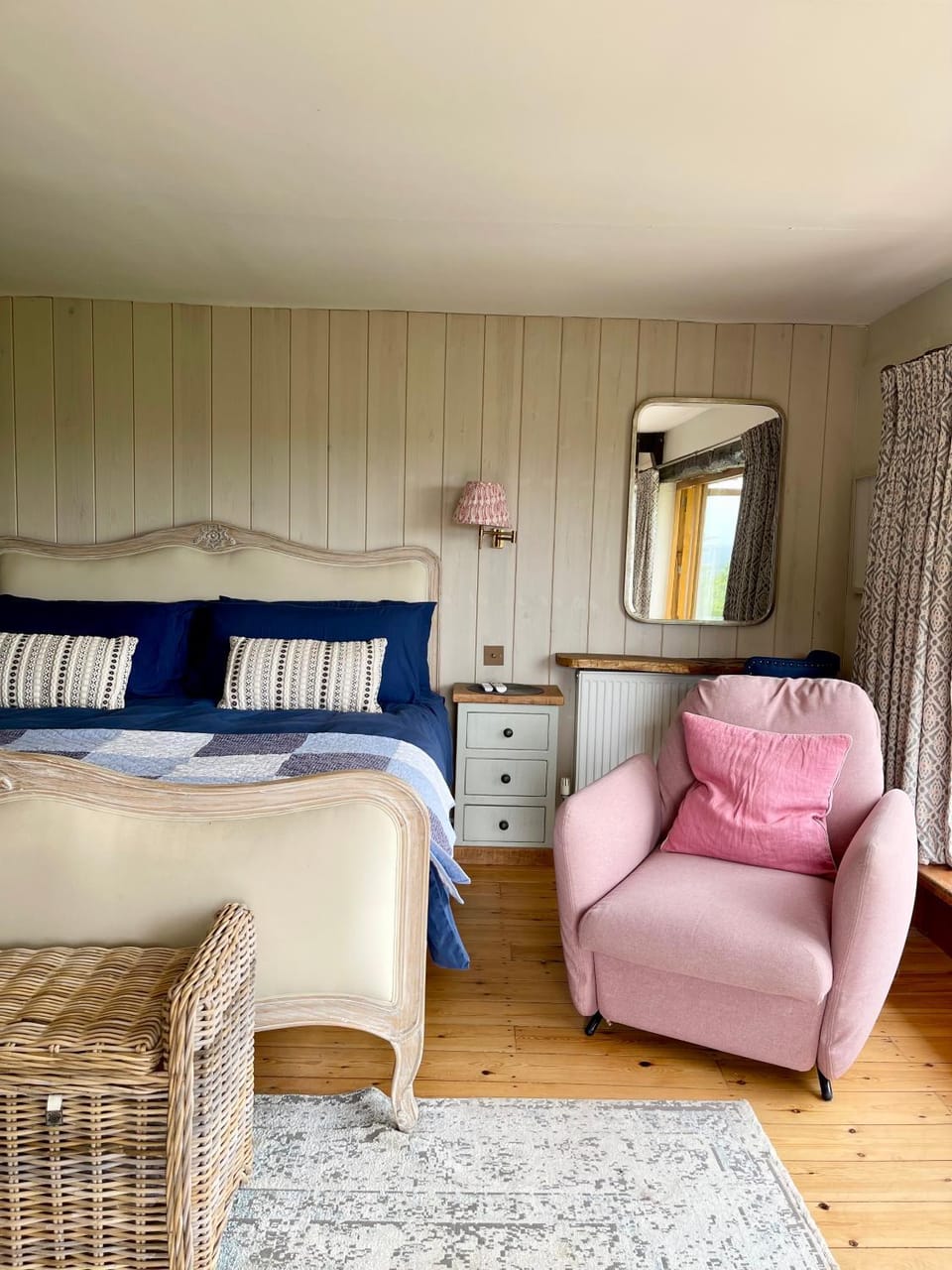 Bed, Bedroom, wardrobe