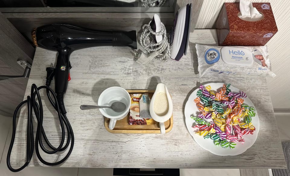 Food and drinks, Bedroom