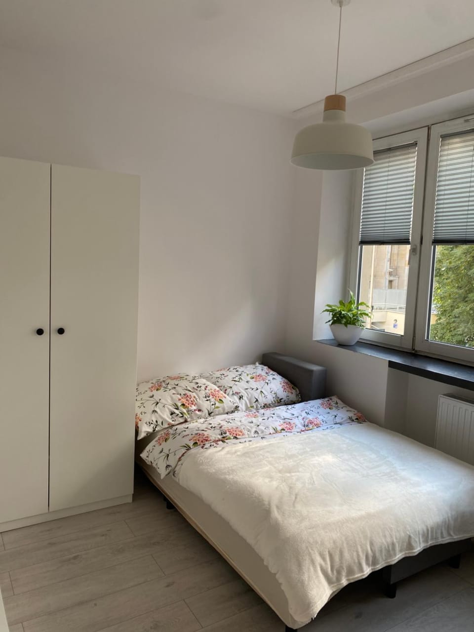Kawalerki Basi przy Dąbrowskiego 22 Apartment in Poland