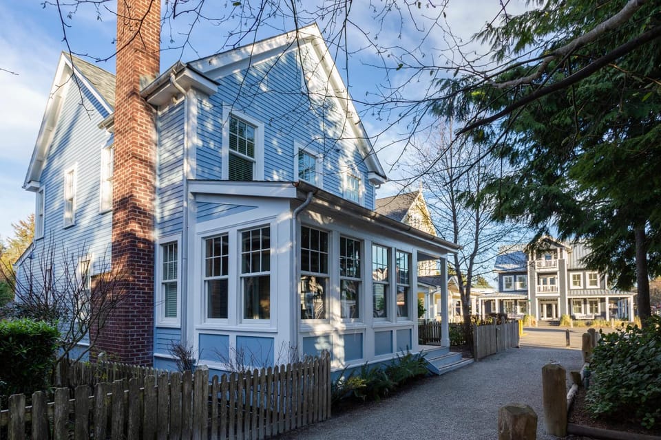 Endless Summer by Seabrook Hospitality House in Seabrook