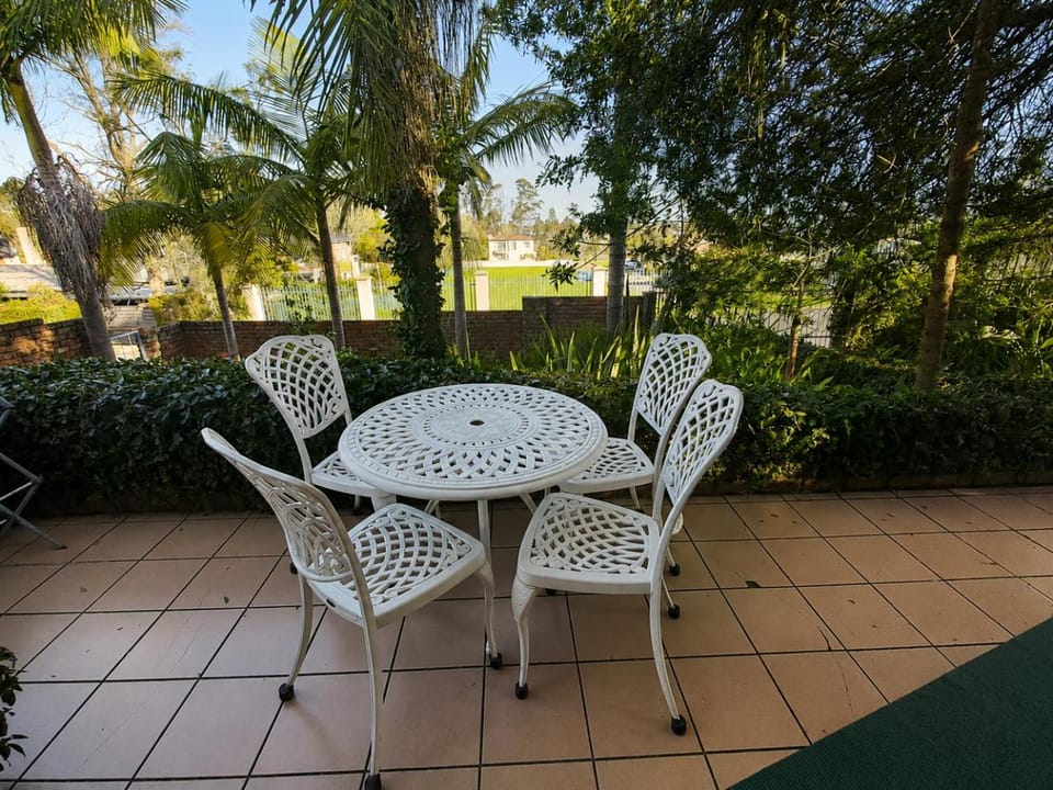Patio, Day, Garden, View (from property/room), Balcony/Terrace, Garden view