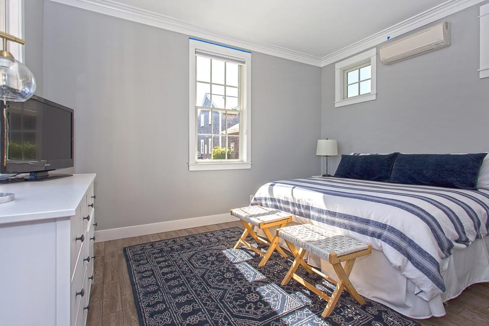 Lot 6 by Seabrook Hospitality House in Seabrook