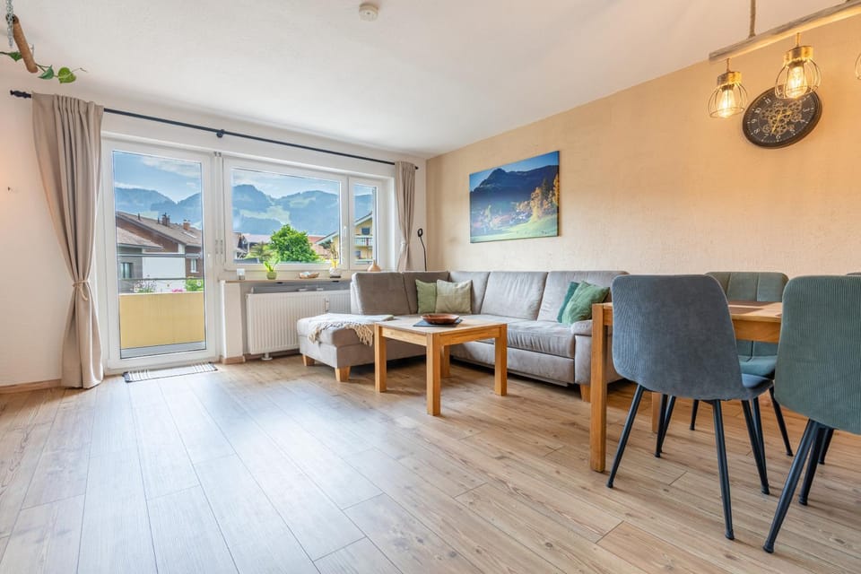 Balcony/Terrace, Seating area, Mountain view