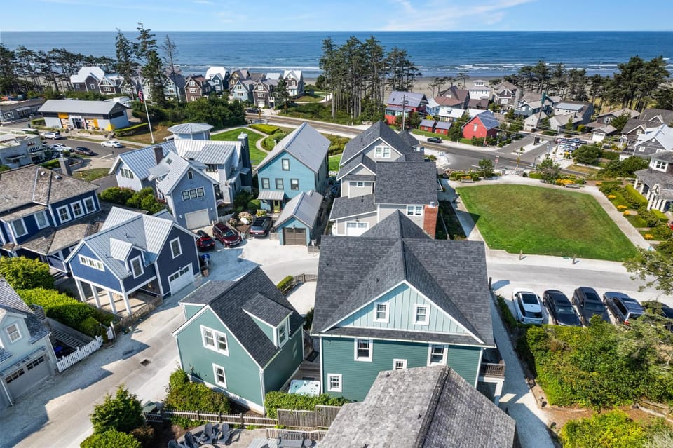 Porpoise of Life by Seabrook Hospitality House in Seabrook