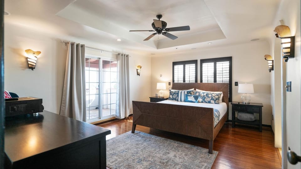 Mediterranean-Style Villa in Point Loma House in Point Loma
