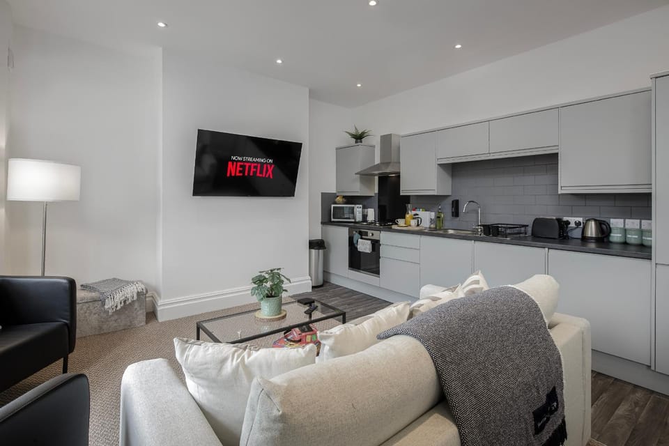 TV and multimedia, Kitchen or kitchenette, Living room, Seating area, minibar, pet friendly