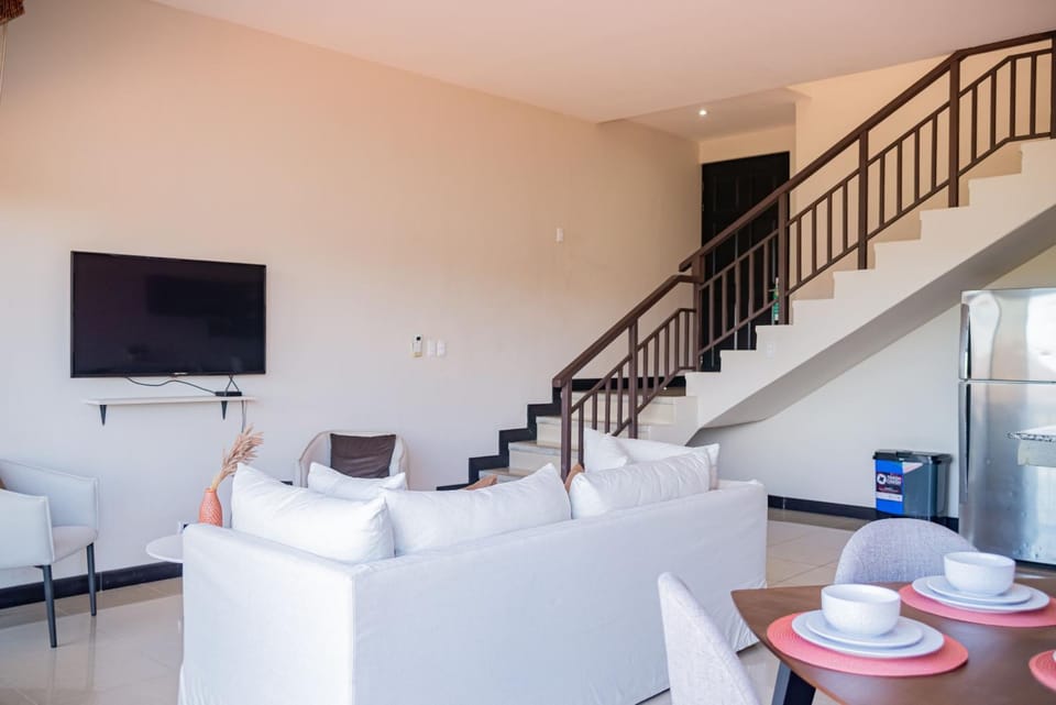 Sunset Harmony, Your Escape at Playa Hermosa Villa in Guanacaste Province