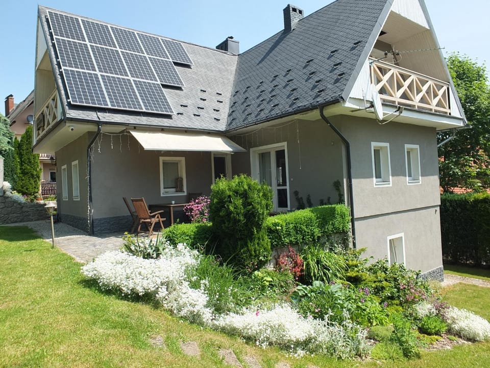 Property building, Garden